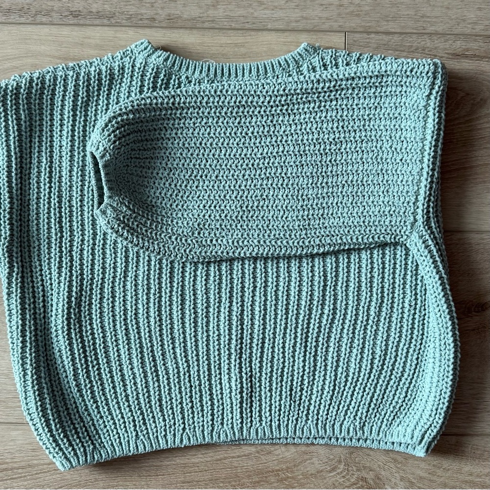H&M Ribbed Crew Neck Sweater - Picture 7 of 8